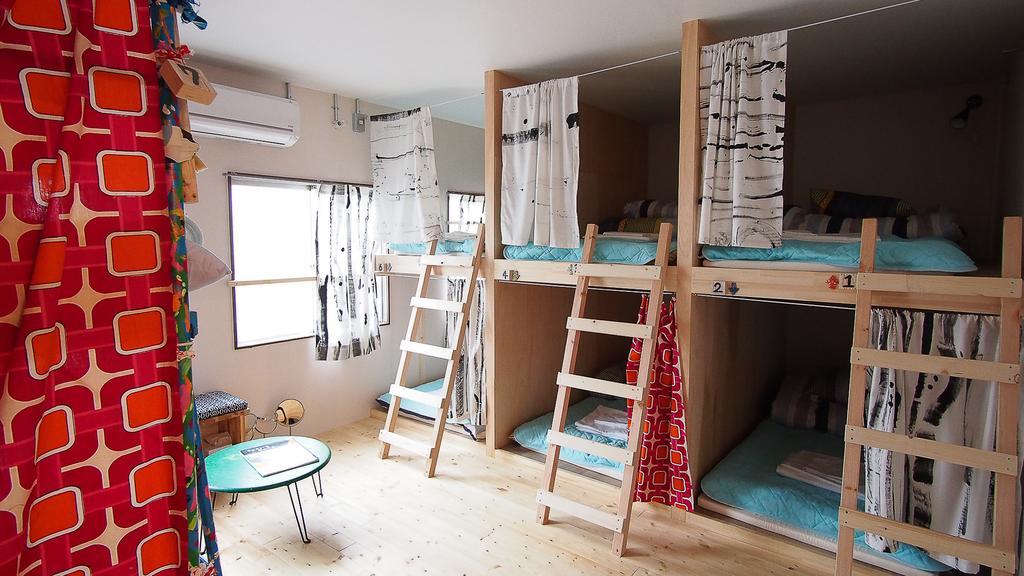 Kamagasaki University Of The Arts Cafe Garden Guest House Aka Cocoroom Osaka Esterno foto